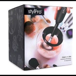 StylePro Makeup Brush Cleaner